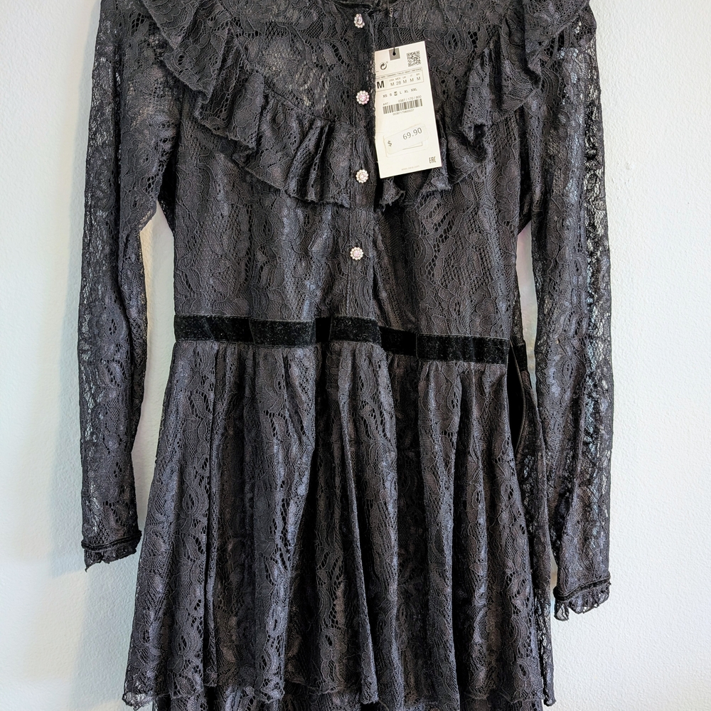 Elegant Lace Long Sleeve Dress in Gray